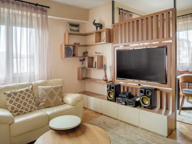 Apartment Walnut Beige — cover photo