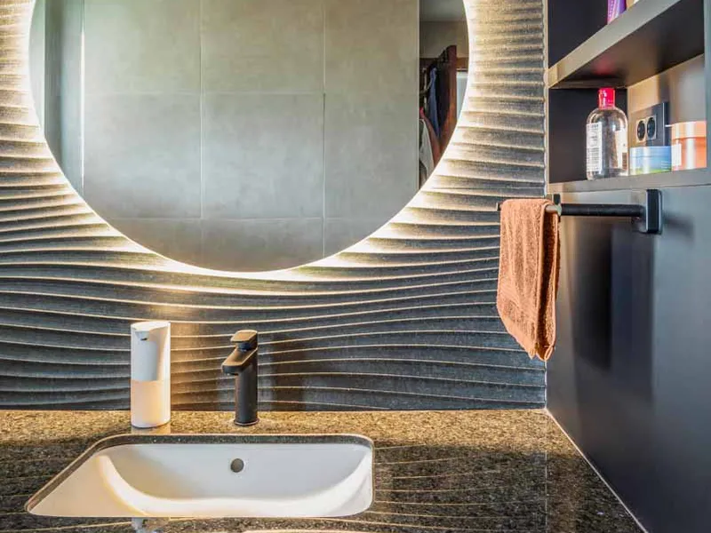 Bathroom K — photo 1